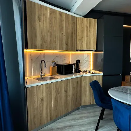 Sea View - 1st Season Mamaia Nord *