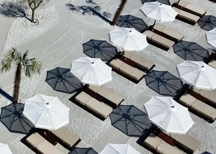 Sea View - 1st Season Mamaia Nord *