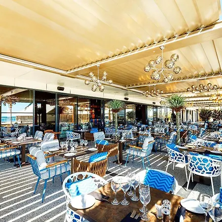 Sea View - 1st Season Mamaia Nord Apartment Navodari